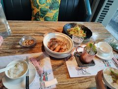 -蝴蝶汇音乐酒馆(罗湖店)
