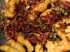 -阿瓦山寨·湘菜现炒·剁椒鱼头王(咸阳总店)