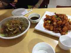 -乡府肉丁水饺(环山路店)