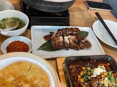 -全牛匠·乐山跷脚牛肉(新中关店)