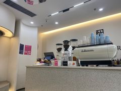 -HUGS coffee(东区店)