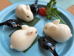 大白兔草莓椰汁糕-一笼小幸运