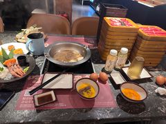-牛YO寿喜烧·铁板烧和牛火锅自助(市府恒隆店)