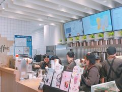 -CoCo都可(湖滨银泰店B区店)