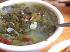 酸菜粉丝-扒骨肉雅鱼饭店(三雅文化传承店)