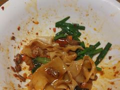 油泼面-東舍食唐精品陕菜馆