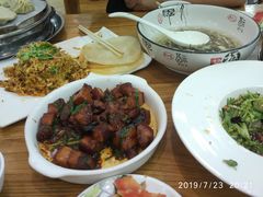 -地方名吃海鲜大馅蒸饺(北戴河店)