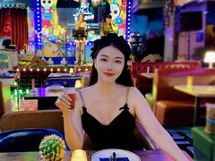 -Famous肥猫墨西哥音乐餐吧(五棵松华熙LIVE店)