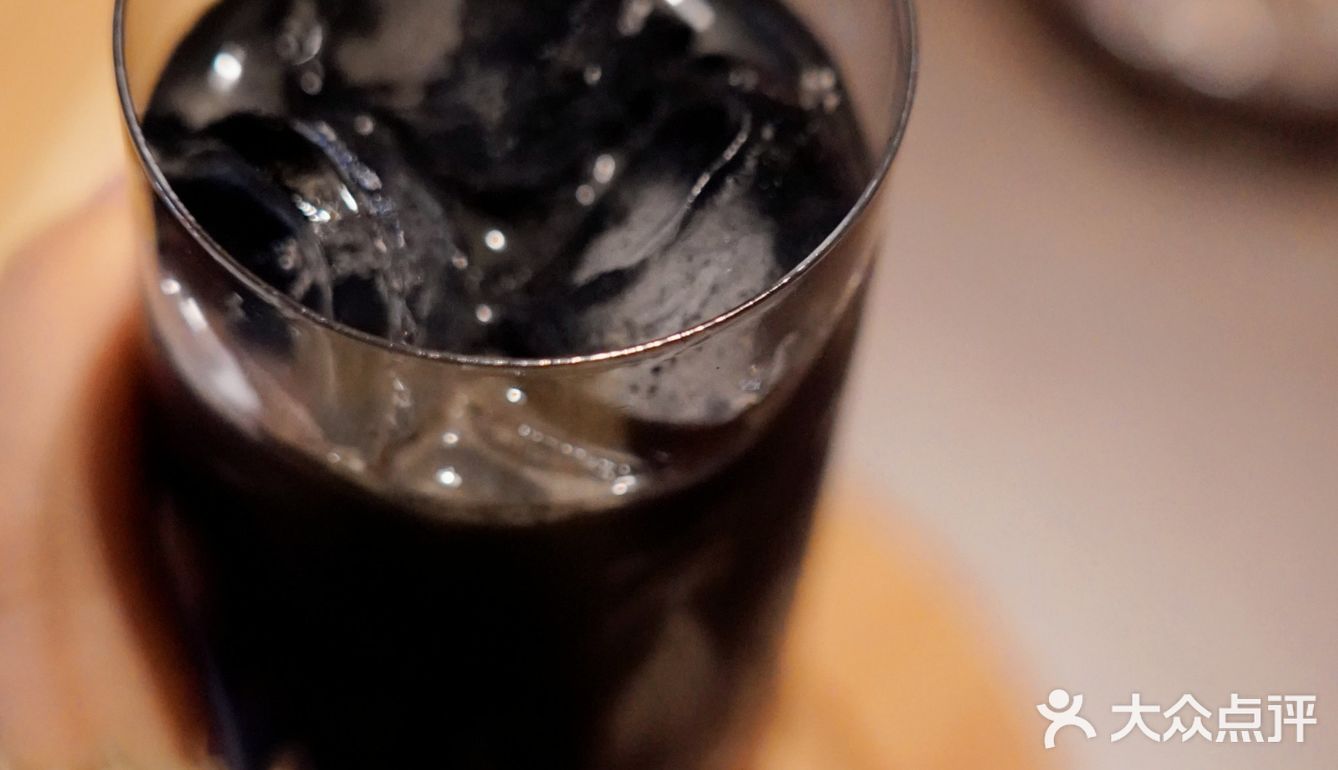 日咖夜酒很快乐