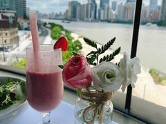 草莓雪昔-Kathleen's Waitan 凯圣琳江景西餐厅(外滩店)