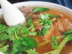 牛杂粉-谢大牛馆·中式卤牛排(老店)