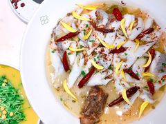-渔语鱼酸菜鱼新川菜(来福士店)