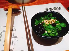 -独食火锅·半米屋台(直营总店)