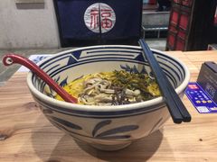 软酸汤酸菜猪肚面-和府捞面(国金汇店)