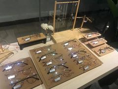 -Trend1881视光·蔡司视觉(领展广场店)
