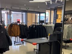 -王府井奥莱临潼小镇(临潼店)