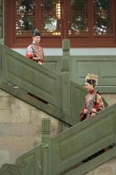 -巴黎春天婚纱摄影(临安店)