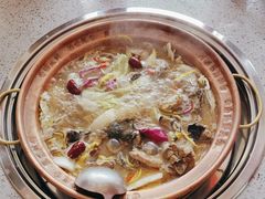 -阿婆情腊排骨火锅(金虹路店)