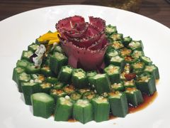 黑椒牛肉拼秋葵-将相和·海鲜蒸饺大连菜