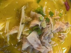 -渝是乎酸菜鱼(龙旗购物中心店)