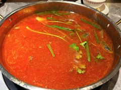-野山舂·贵州现舂酸汤牛肉(民生路店)