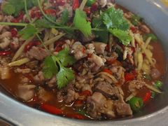 -兔行天下-鸿鹤鲜锅兔(中海国际店)