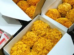 蟹黄酥松小贝-鲍师傅糕点(海岸城店)