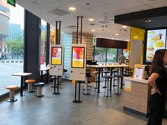 -麦当劳(杭州三花国际店)