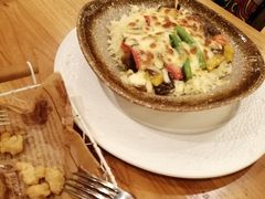 -more than meow吴止猫主题餐厅(承德 中船汇店)