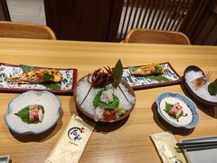 -花和海鲜自助(梅江店)