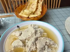 -土砂锅生态山庄·非遗砂锅雅鱼