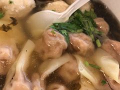 -手劲鱼丸馄饨铺(哈一百店)