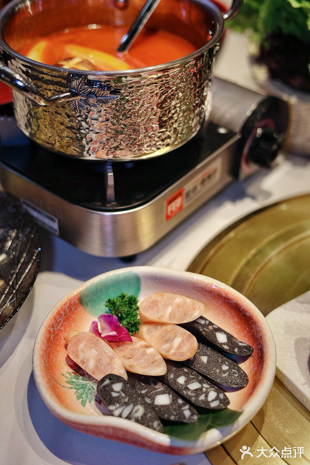 他家干式熟成牛肉的保鲜技术很牛，最大程度锁住汁水