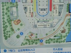 -芦恒路站-停车场