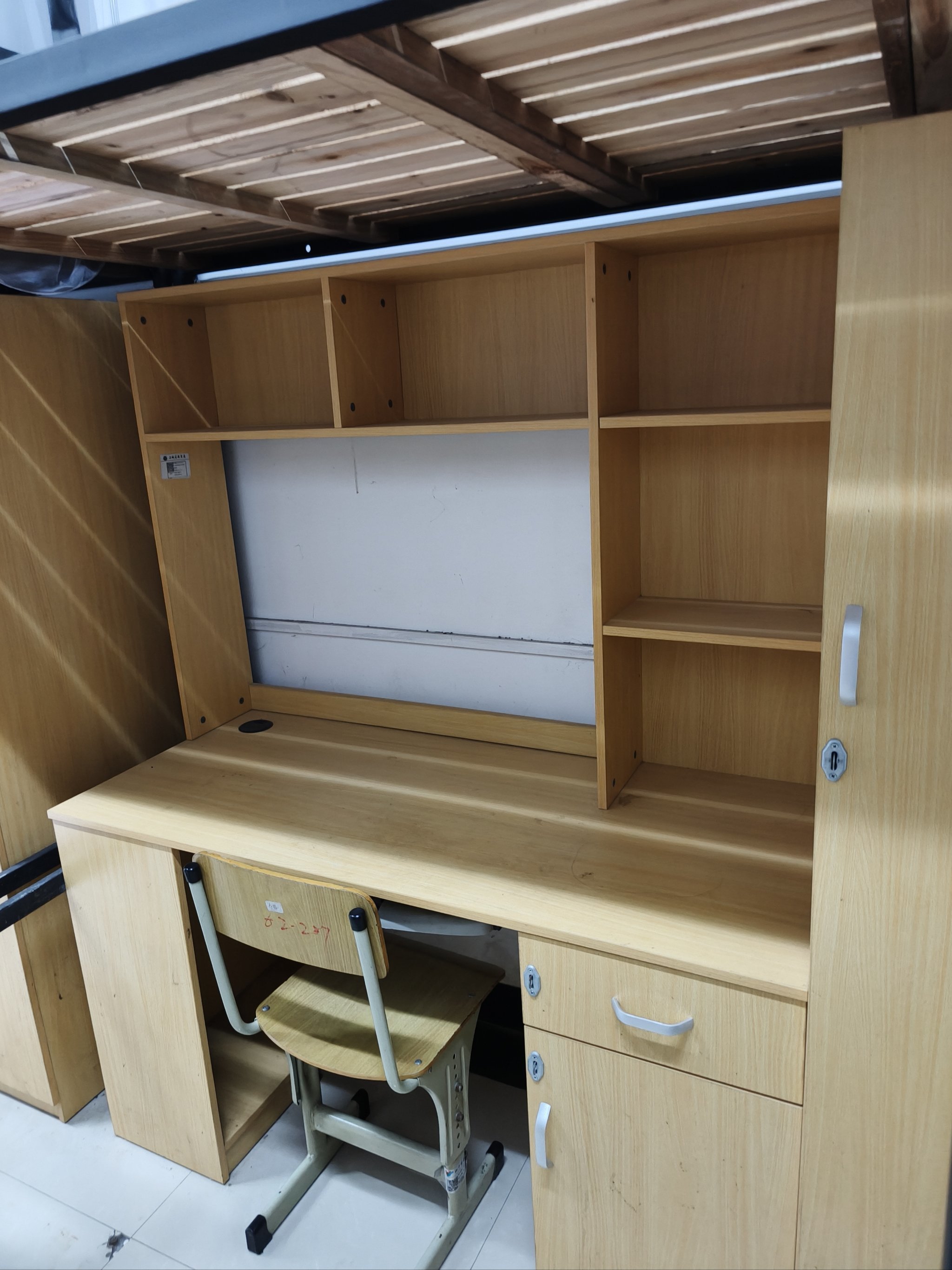 探校| 杭州市夏衍中学