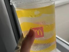 美汁源椰子水饮-麦当劳(浦珠路得来速店)