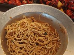 -巴厘龙虾·榜首油焖大虾(音乐学院·沿江酒馆店)