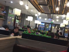 -黄记煌三汁焖锅(名泉广场店)