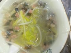 -小山东羊肉汤馆(同济新村店)