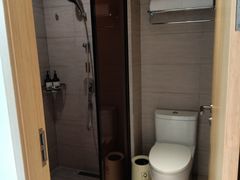 -全季酒店(上海金桥路地铁站店)