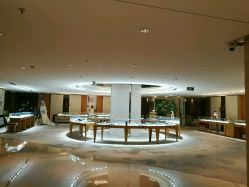 -北京七彩云南翡翠珠宝旗舰店(月坛店)