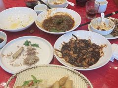 -侬佳蒸菜馆(听潮店)
