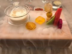 杏仁燕窝-伯衡55·吉品轩(乌鲁木齐南路店)