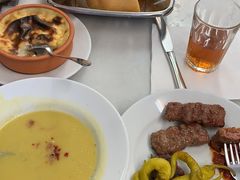-Tarihi Sultanahmet Köftecisi Selim Usta