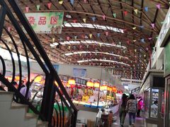 -滨海新区濒开里菜市场