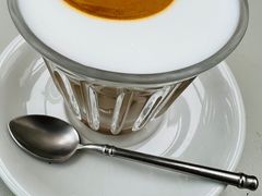 -UNI UNI(环亚凯瑟琳店)