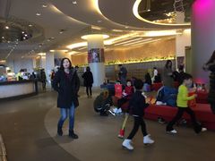 -冰纷万象滑冰场(沈阳万象城店)