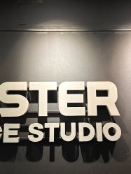 -CASTER跳舞俱乐部