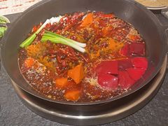 -四小区火锅·巷子里的重庆火锅(花照壁店)