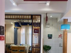 -深巷家味馆.湖北头牌红烧鱼头拌饭(黄陂店)